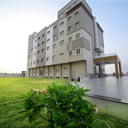 The Sky Imperial - Shahi Hotels & Resort Натхдвара Экстерьер фото