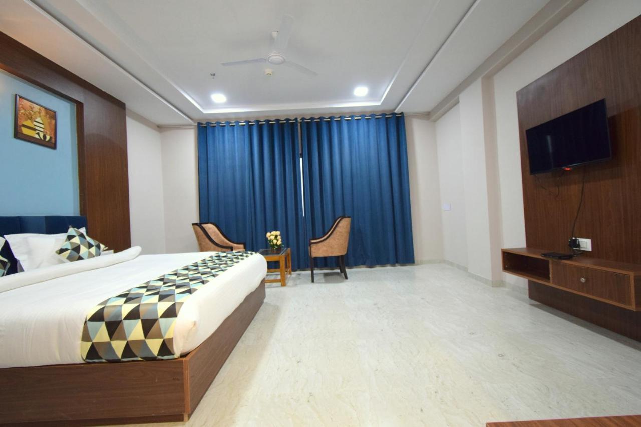 The Sky Imperial - Shahi Hotels & Resort Натхдвара Экстерьер фото